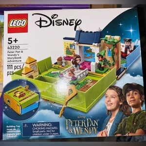 Lego 43220- Peter Pan and Wendy Storybook Adventure NIB (sealed)
